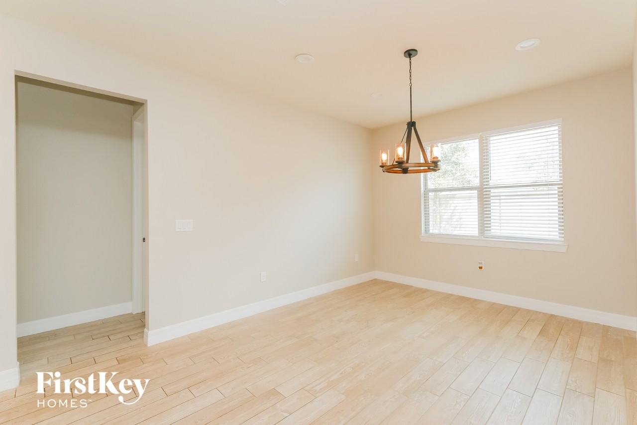 16303 Treasure Point Dr - Photo 5 of 15