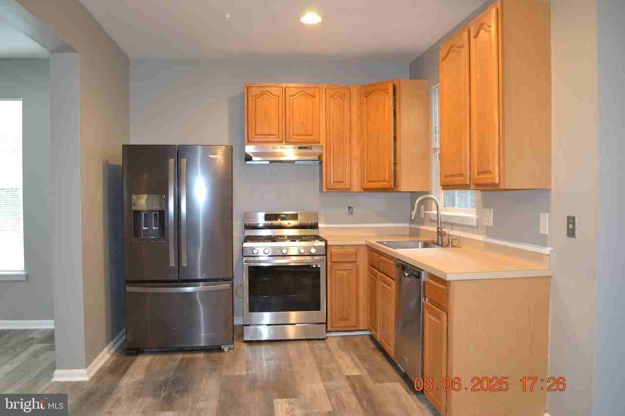 1302 Hill Born Dr - Photo 7 of 31