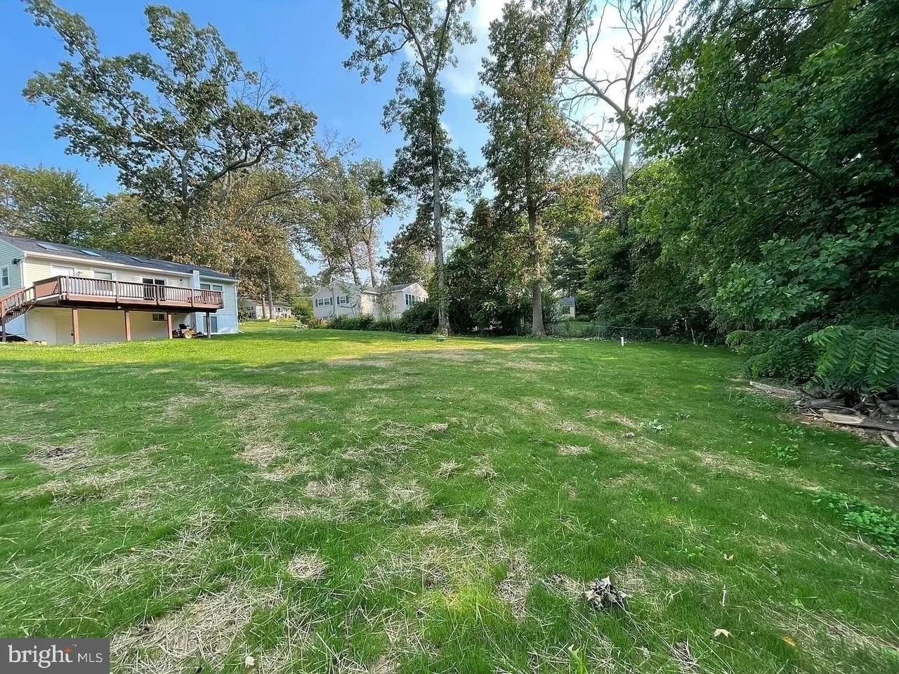 7516 Dogwood Rd - Photo 5 of 19