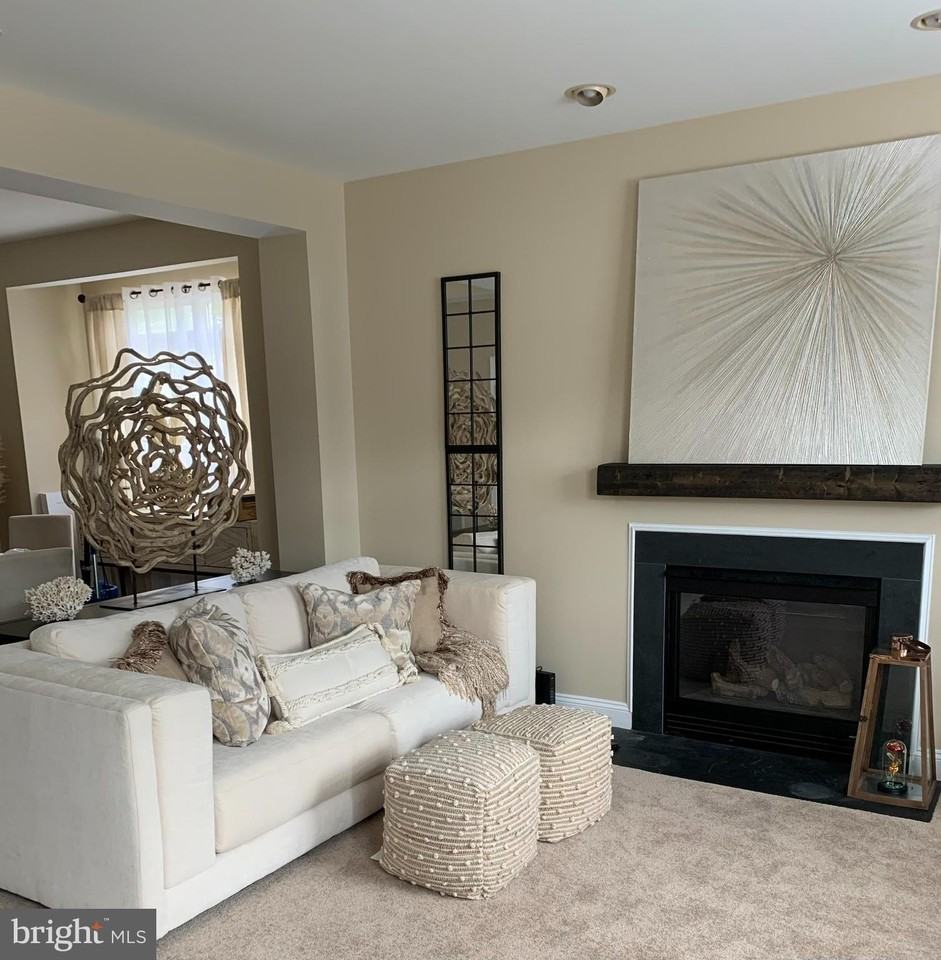 316 Old Squaw Ct - Photo 2 of 11