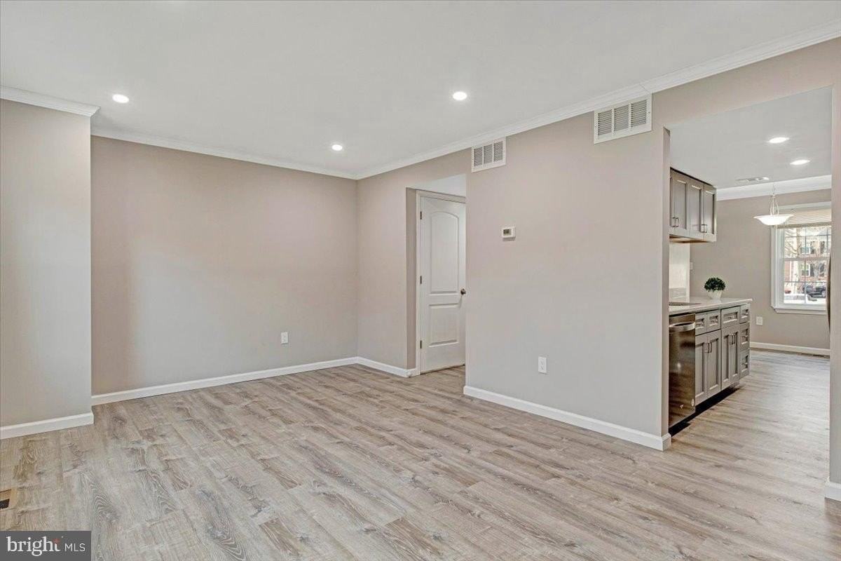 6324 Ducketts Ln #4-6 - Photo 7 of 34