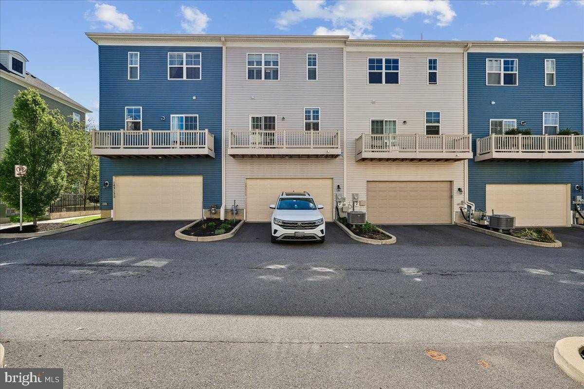 14311 Summit View Ln - Photo 4 of 27
