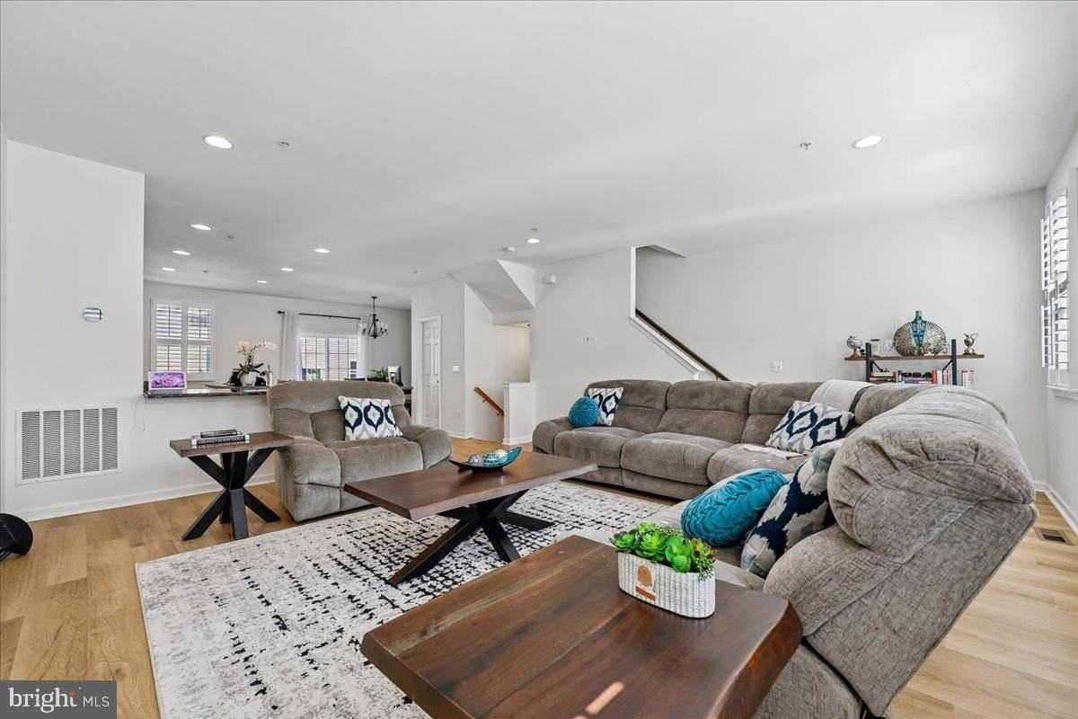 14311 Summit View Ln - Photo 7 of 27