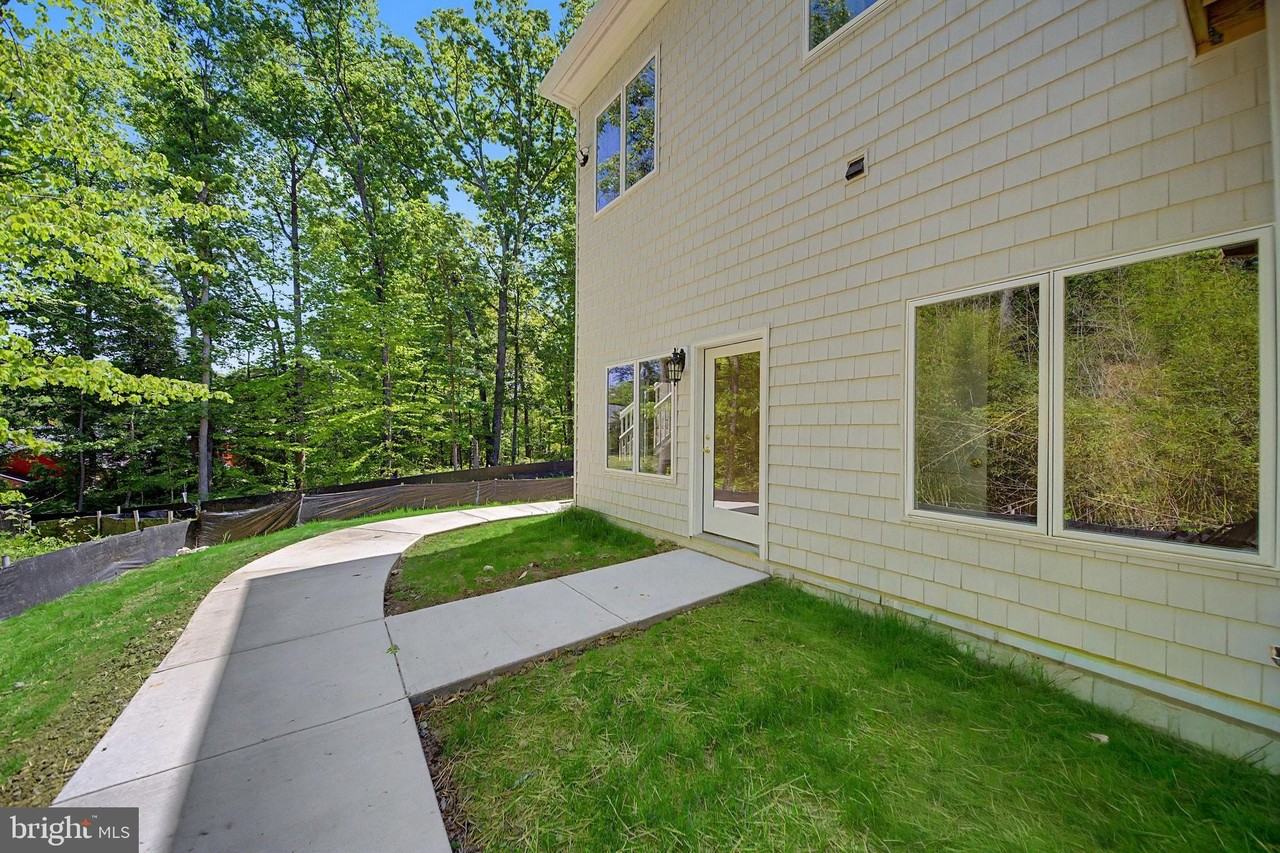 10205 Sorrel Ave - Photo 2 of 21