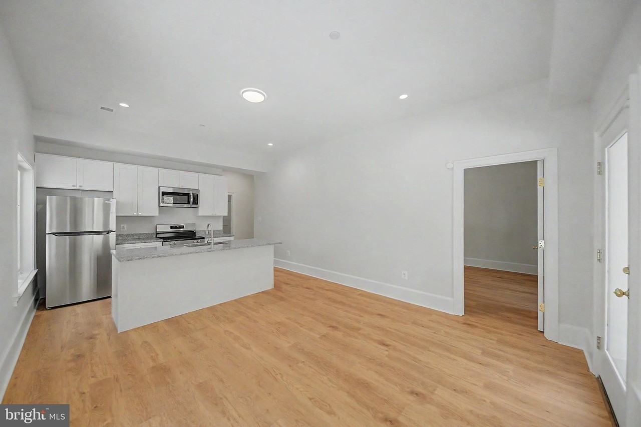 10205 Sorrel Ave - Photo 6 of 21