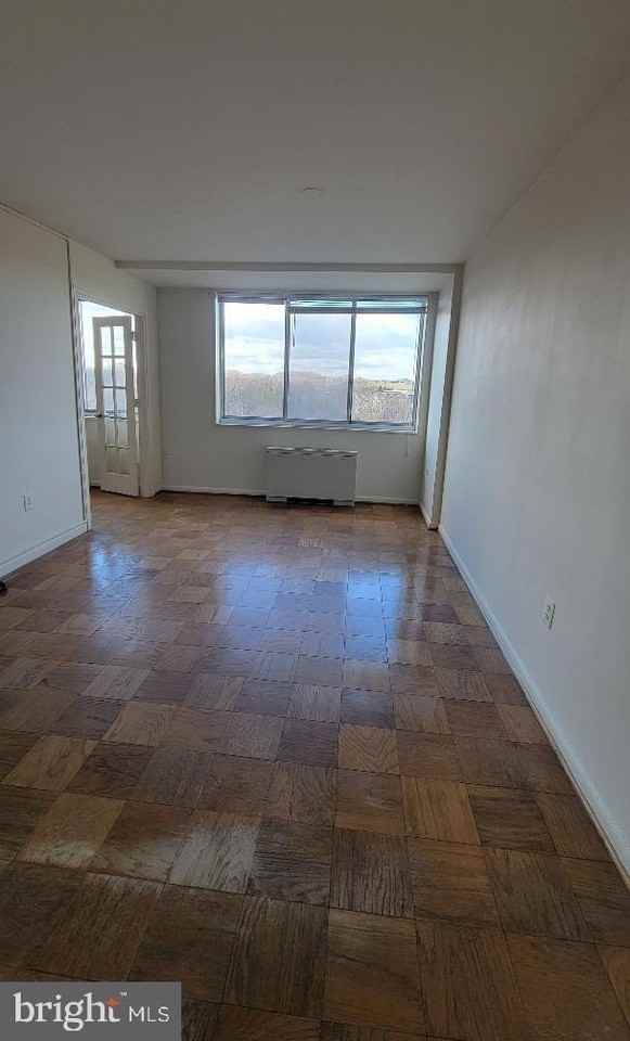 10401 Grosvenor Pl #1308 - Photo 2 of 13