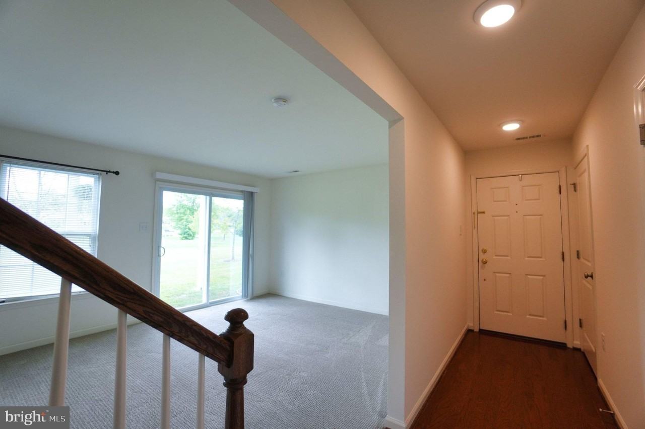 431 Williamson Ct - Photo 6 of 42