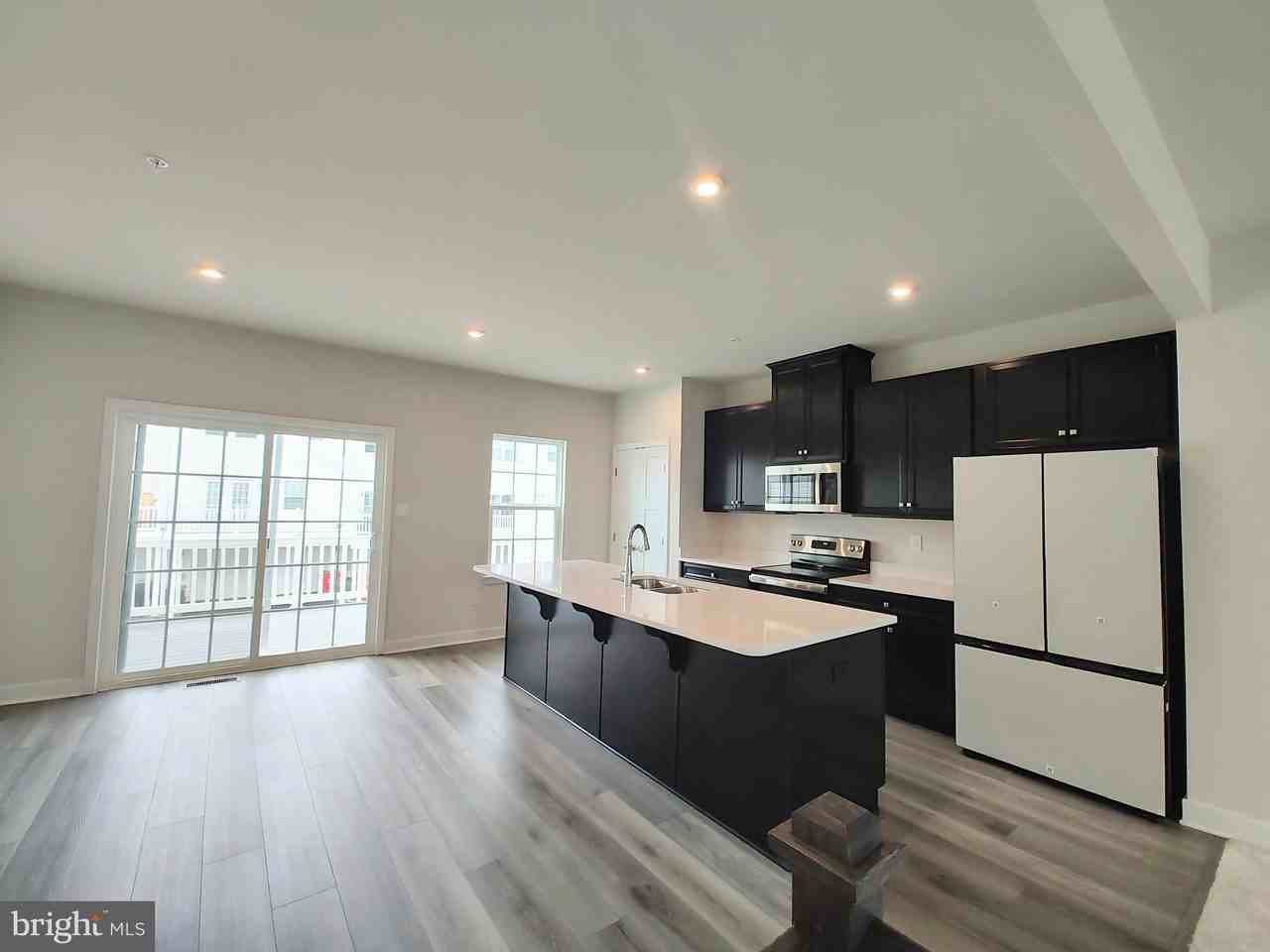 22 Indian Field Ln - Photo 2 of 30