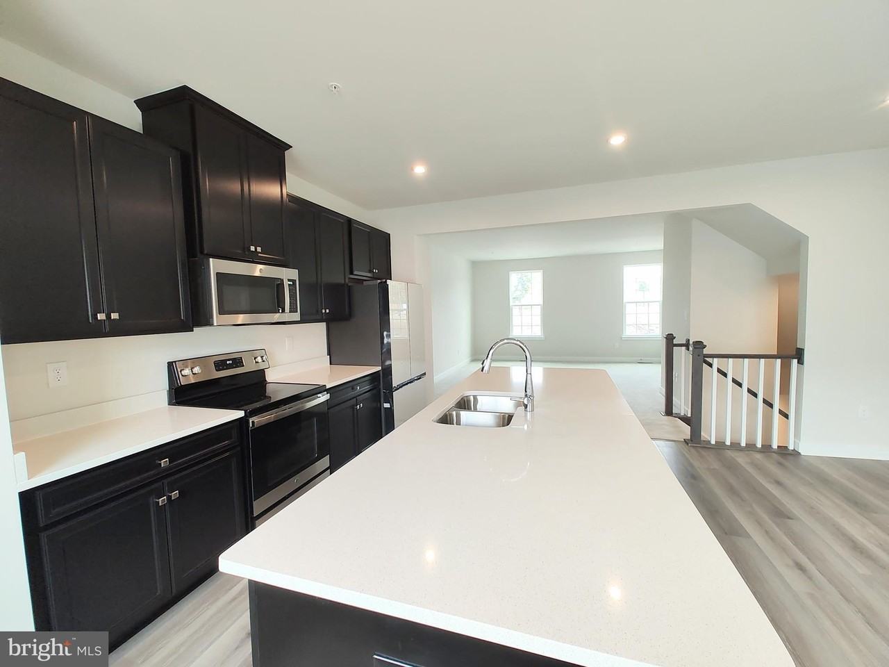 22 Indian Field Ln - Photo 7 of 30
