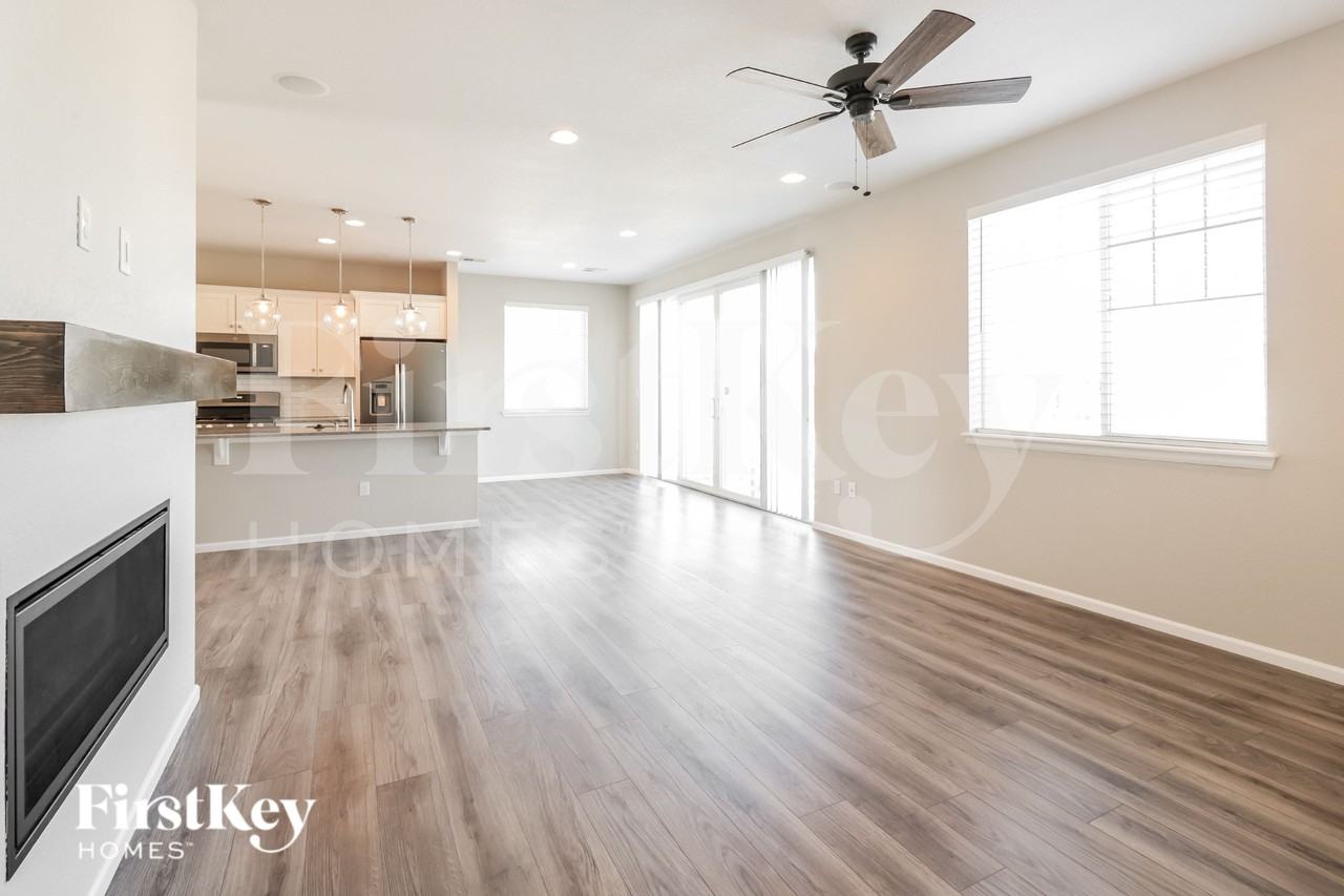 21033 E Tufts Ave - Photo 2 of 15