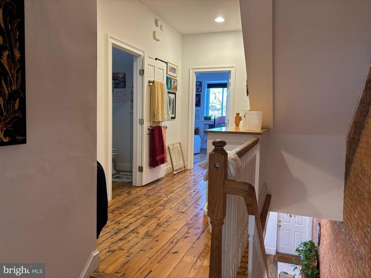 2944 Cambridge St - Photo 7 of 19
