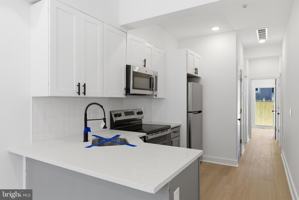 featured image of 2123 N 9th St #1