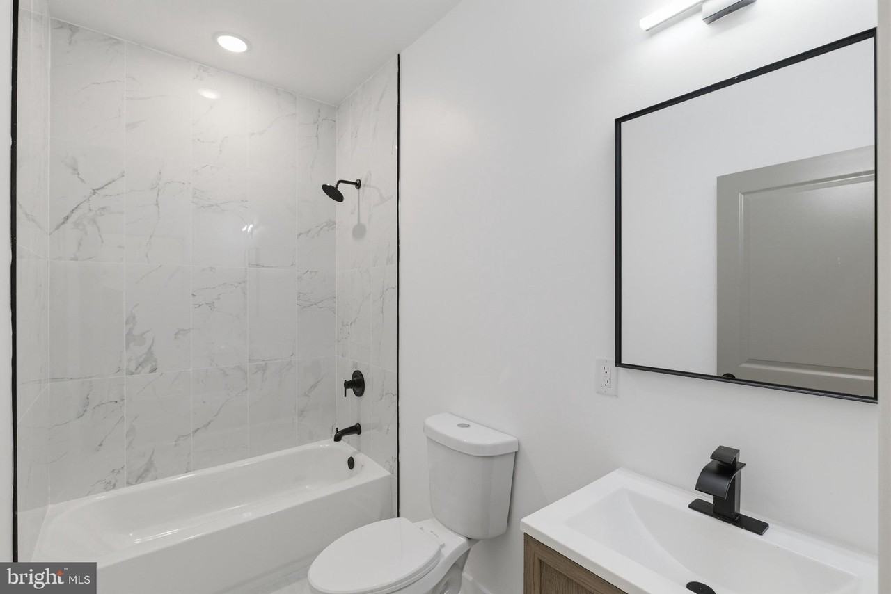 2310 N Sydenham St #1 - Photo 7 of 19