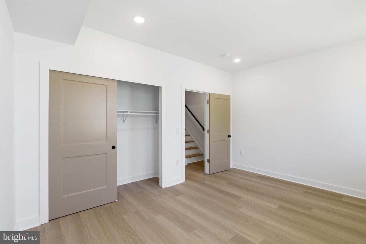 2505 N 11th St #2 - Photo 6 of 18