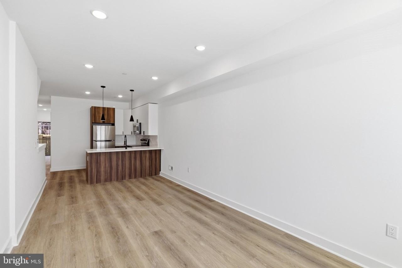 2534 N 11th St #1 - Photo 2 of 19