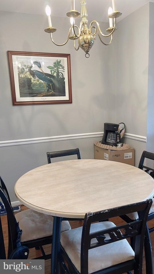 306 S Wayne St #B - Photo 4 of 21