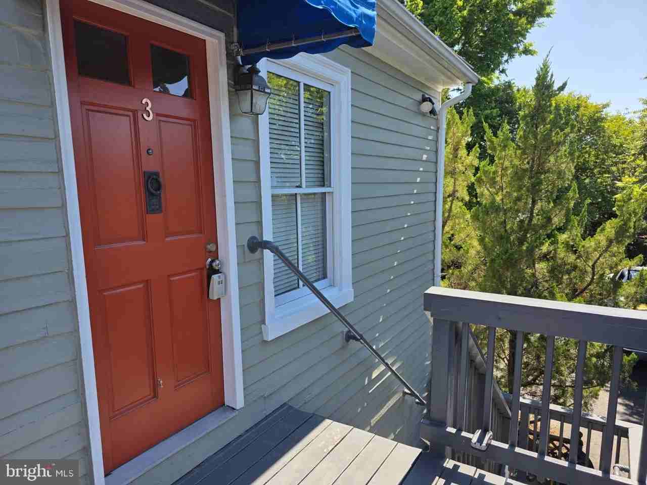 1408 Caroline St #3 - Photo 2 of 16
