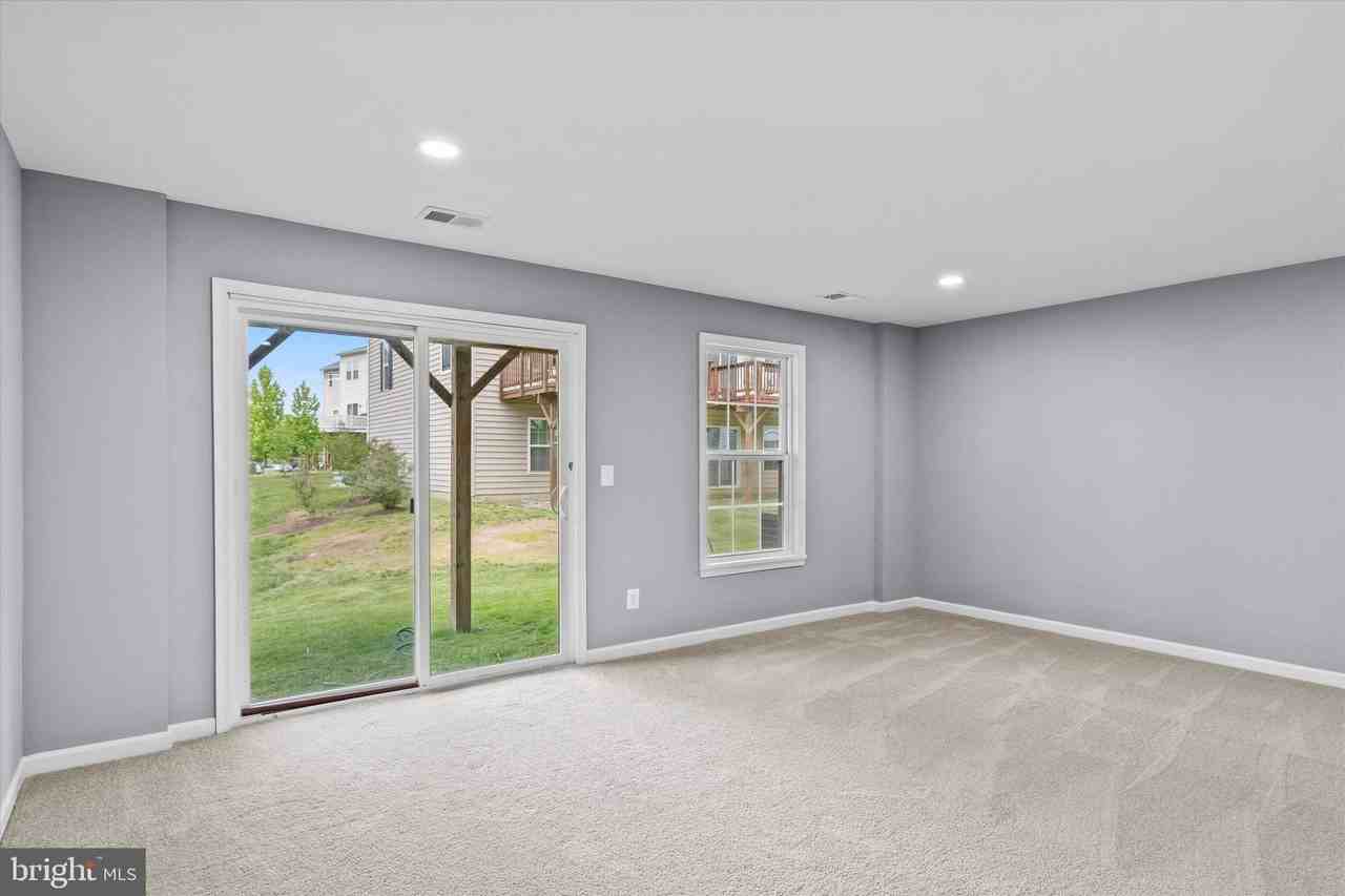 6190 Willow Pl - Photo 5 of 27