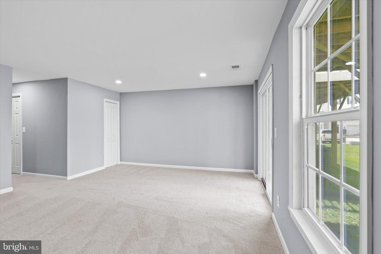 6190 Willow Pl - Photo 6 of 27