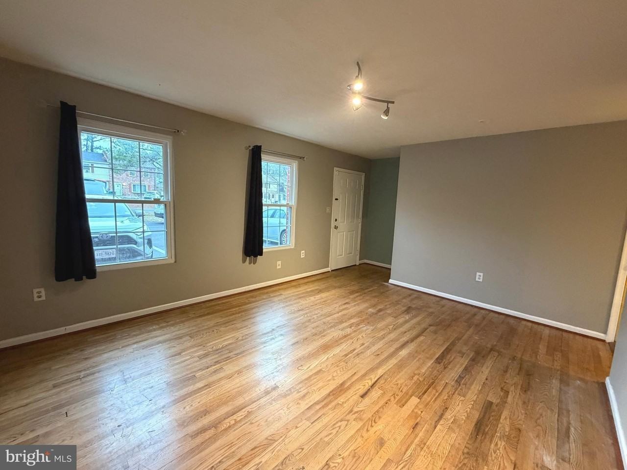 204 Brunswick Rd - Photo 2 of 17