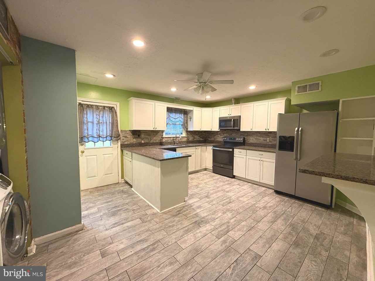 204 Brunswick Rd - Photo 6 of 17