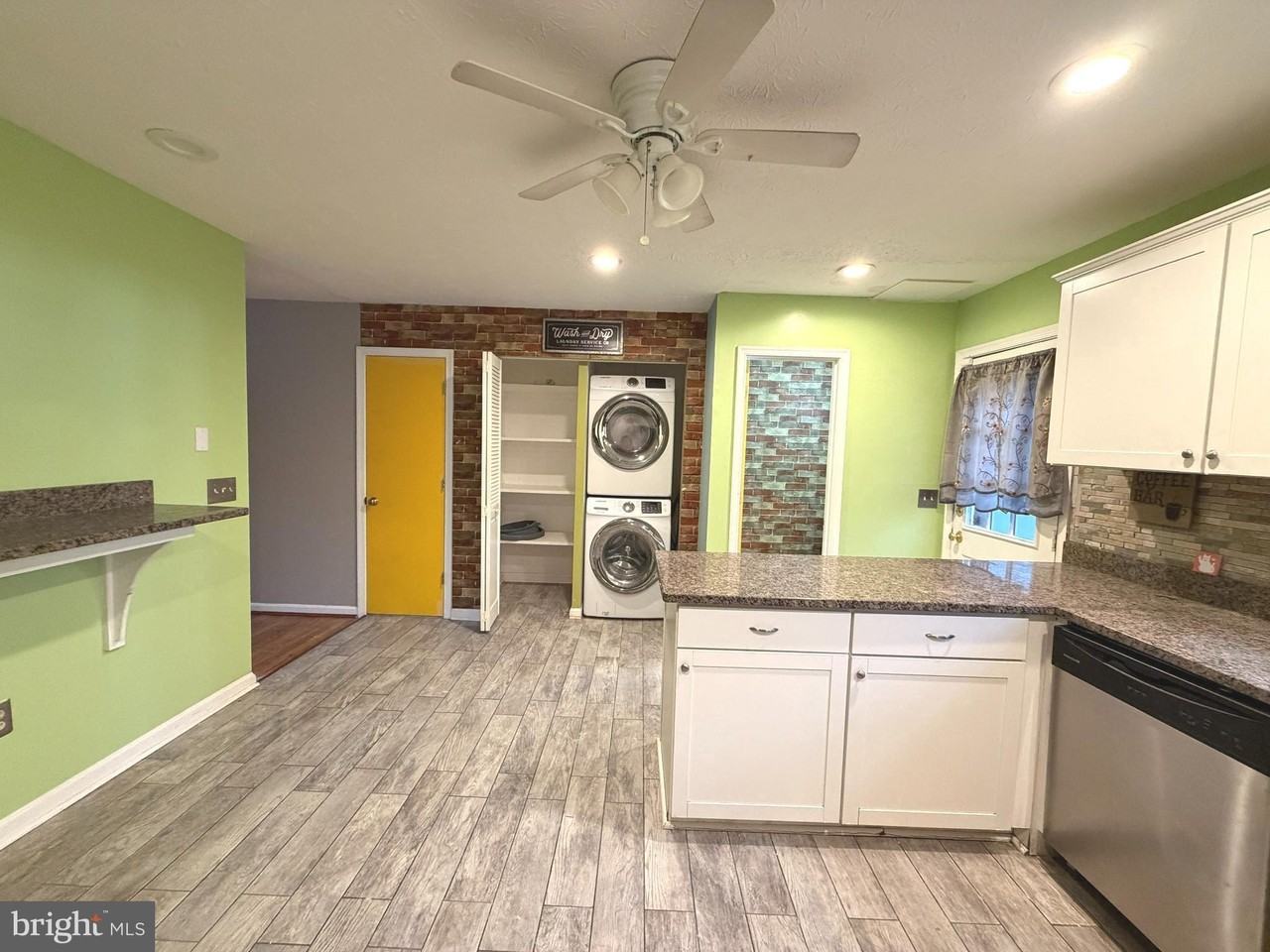 204 Brunswick Rd - Photo 7 of 17
