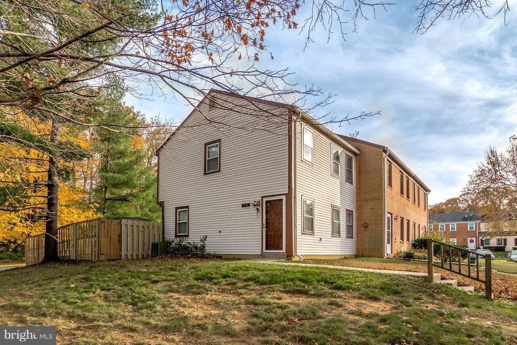 7732 Matisse Way - Photo 2 of 30