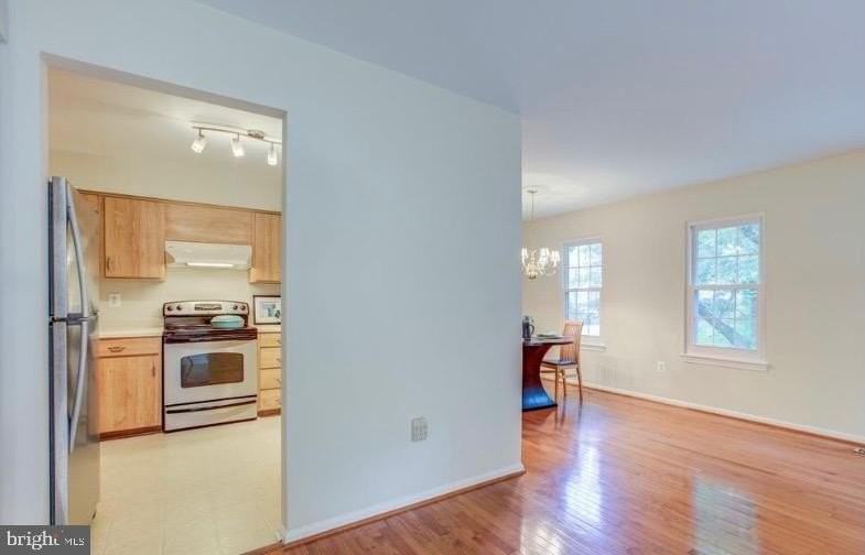 10050 Wood Sorrels Ln - Photo 3 of 11