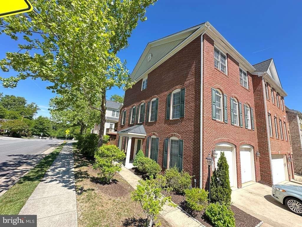 8362 Millom Ct - Photo 2 of 2