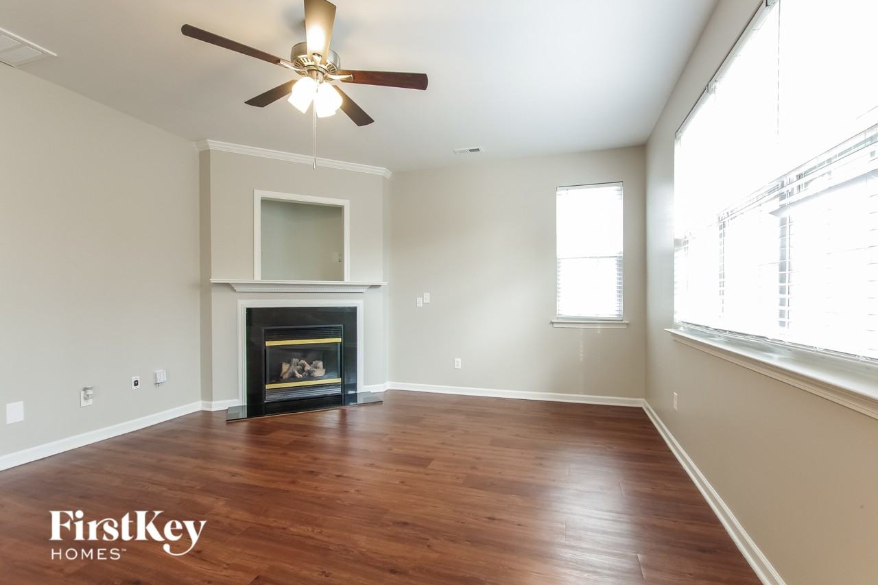 16808 Kettlewell Ln - Photo 3 of 15
