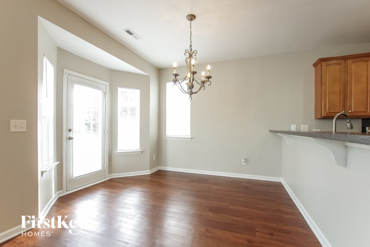 16808 Kettlewell Ln - Photo 5 of 15