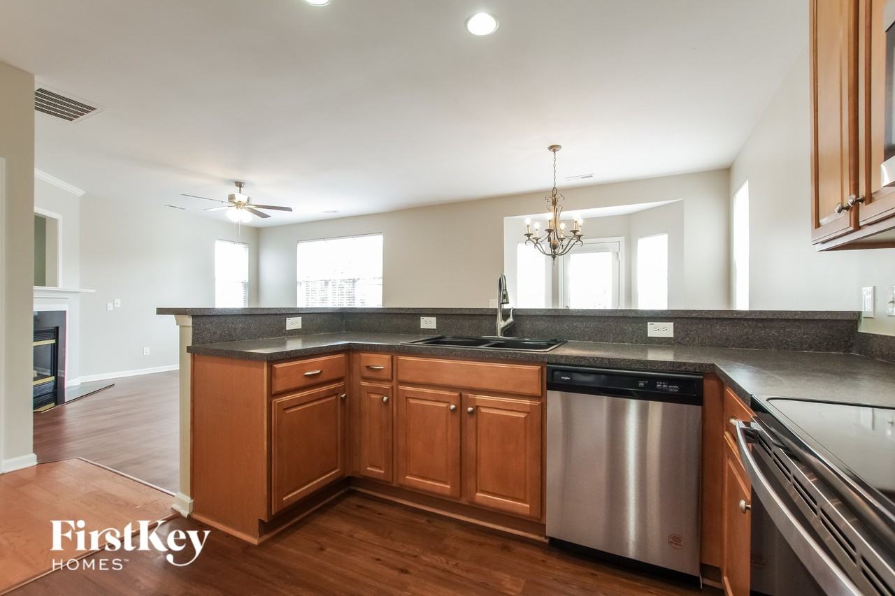 16808 Kettlewell Ln - Photo 7 of 15