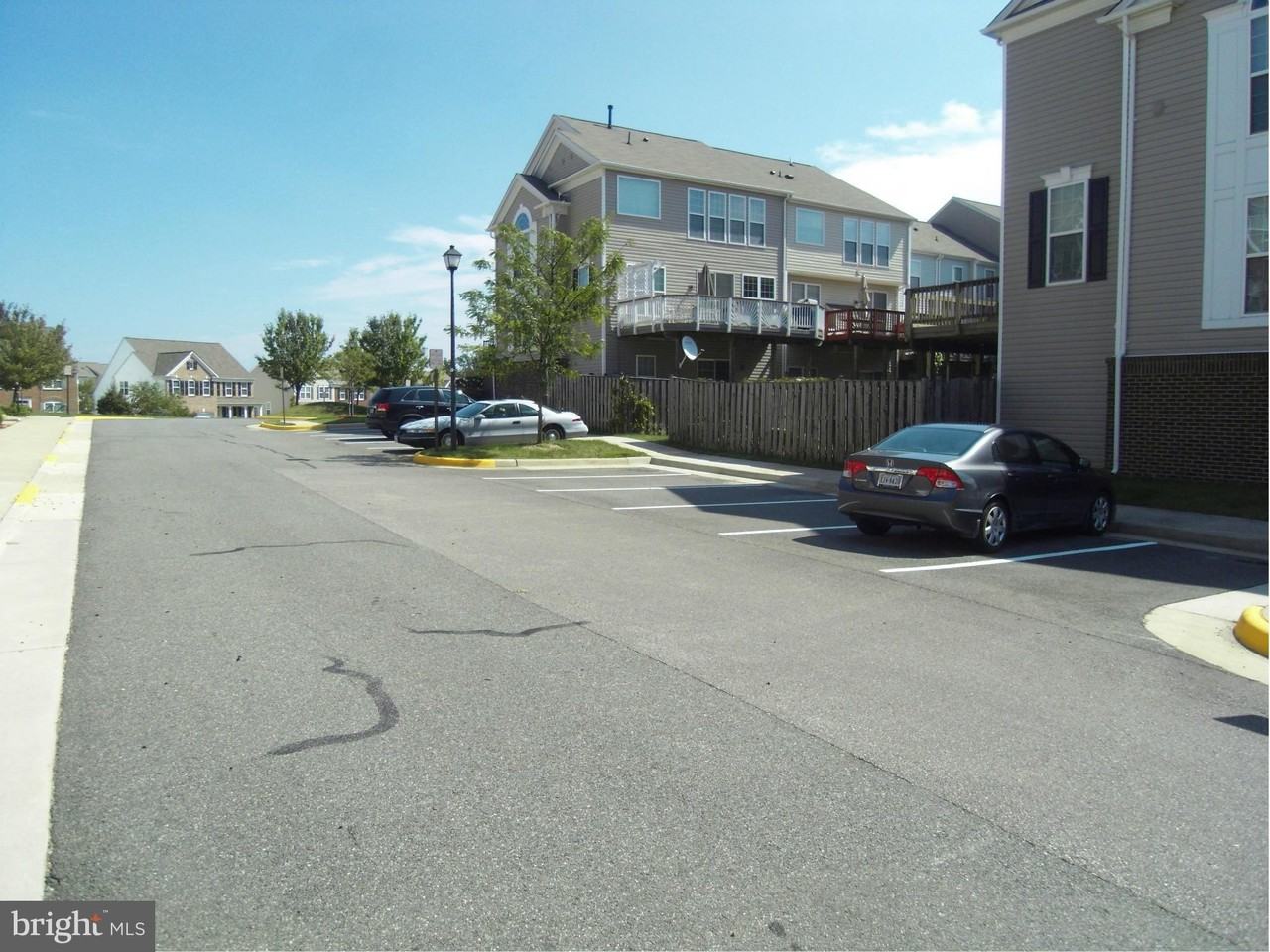 8250 Red Carnation Ct - Photo 3 of 30