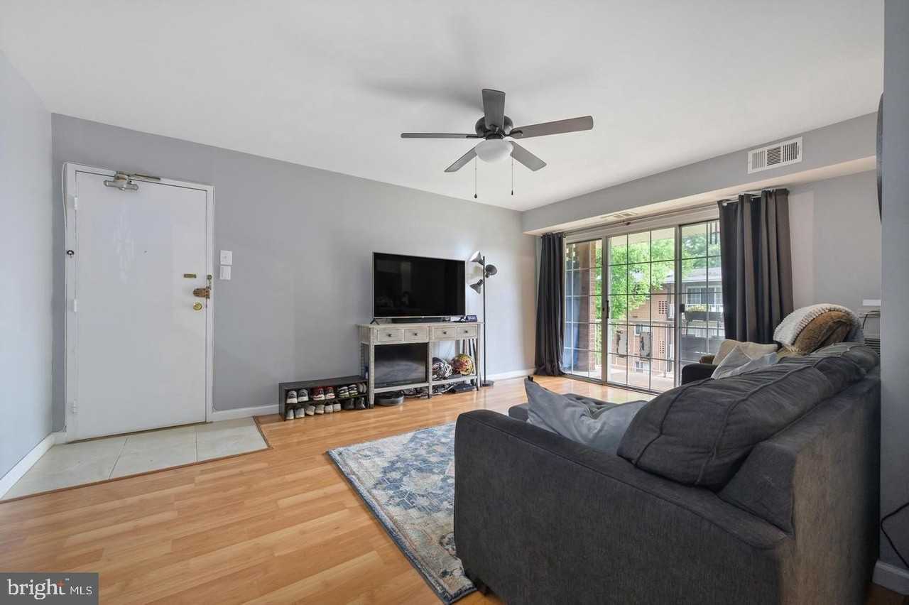 5605 Franconia Rd #301 - Photo 5 of 19