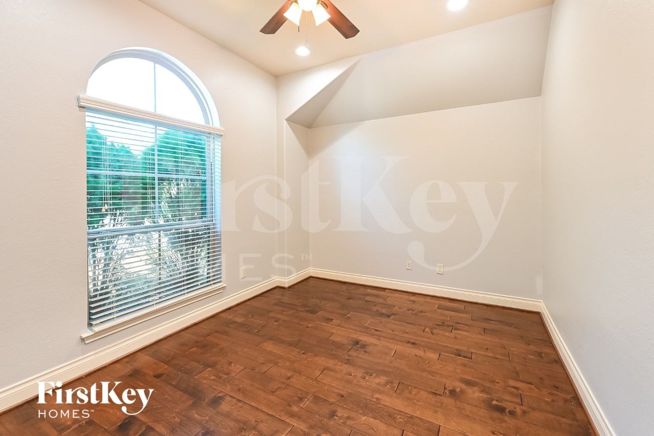 18631 Minden Oaks Dr - Photo 5 of 16