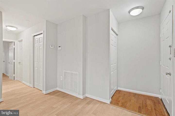 100 Westwick Ct #4 - Photo 4 of 21