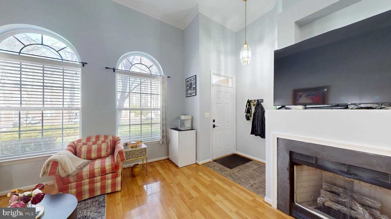 42252 Black Rock Ter - Photo 2 of 28