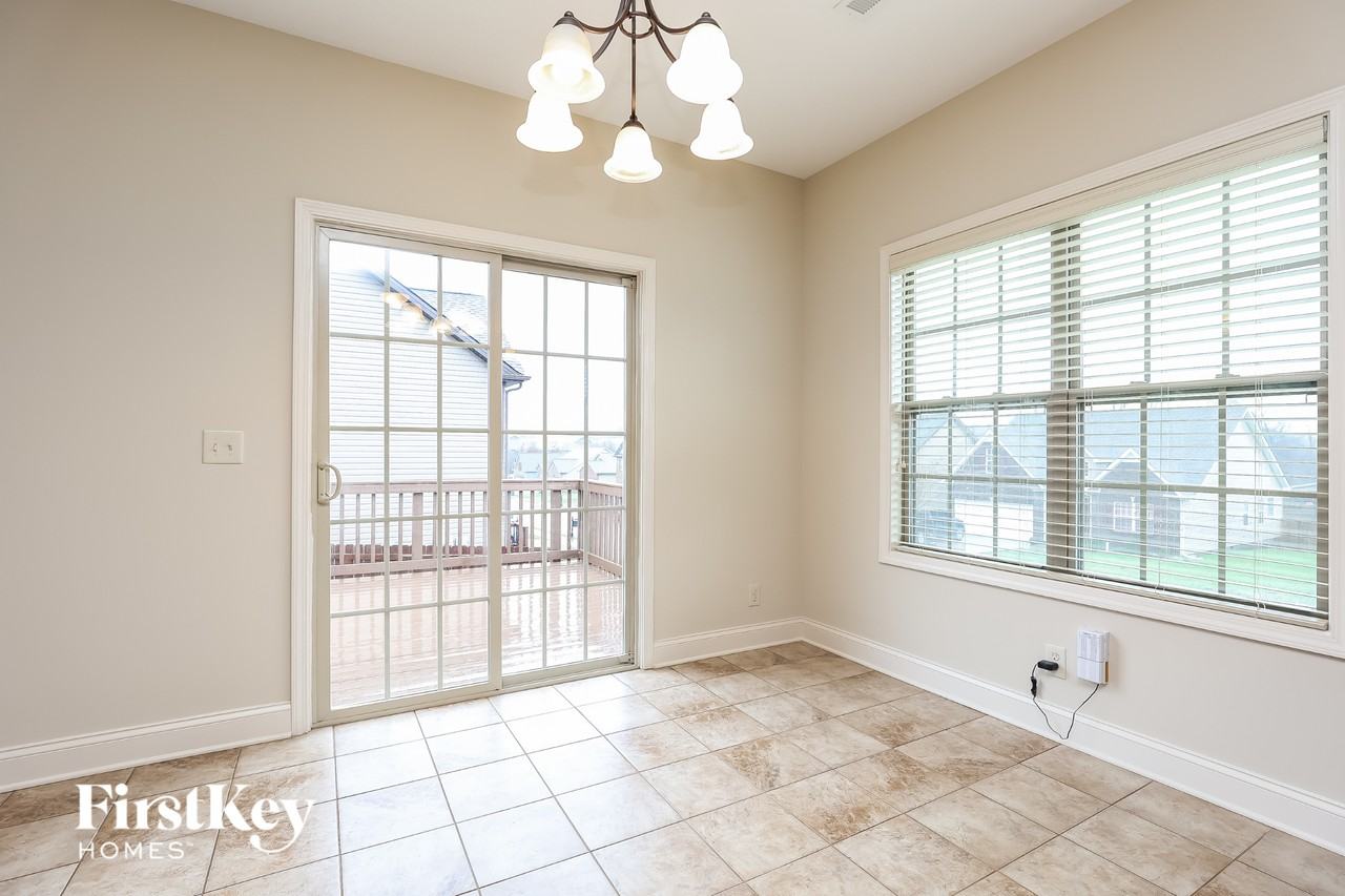 2241 Killington Dr - Photo 5 of 15