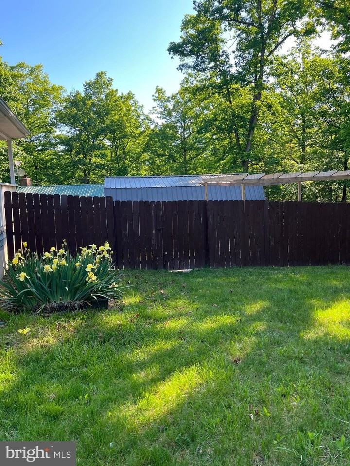 671 Willow Ln - Photo 6 of 27