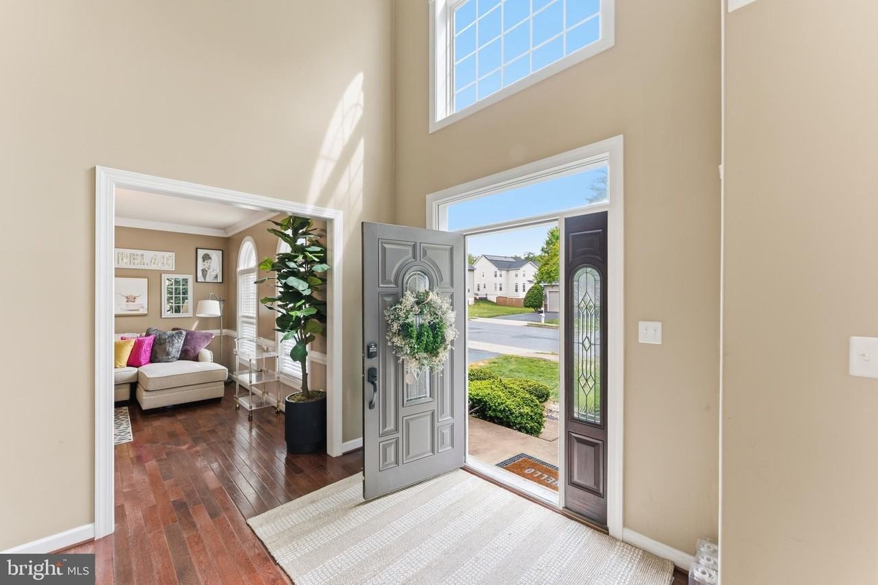 11 Mount Ararat Ln - Photo 6 of 45