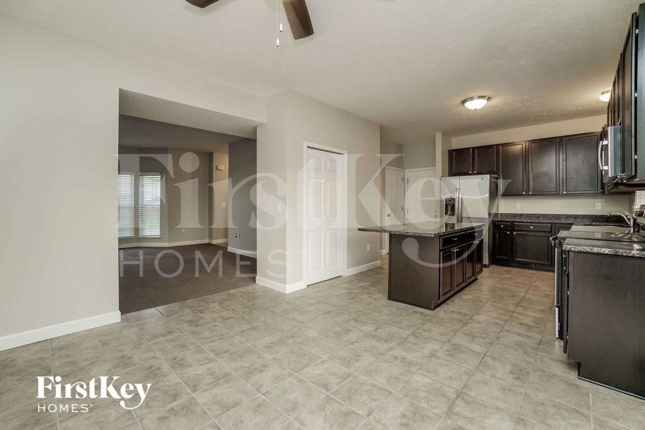 4642 Haley Way - Photo 6 of 15