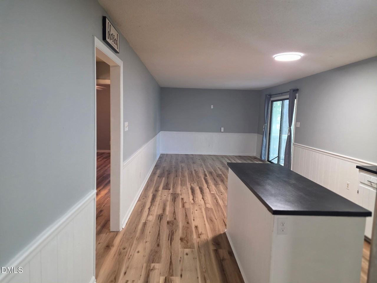 902 W Chatham St - Photo 4 of 13