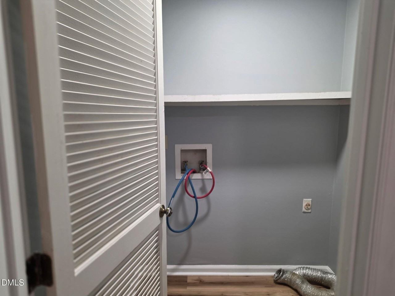 902 W Chatham St - Photo 5 of 13