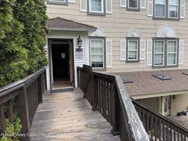 featured image of 15 Friendship Manor Rd #1
