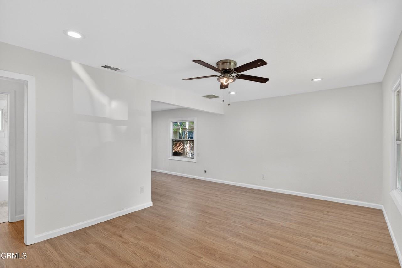 3307 Belden St - Photo 7 of 25