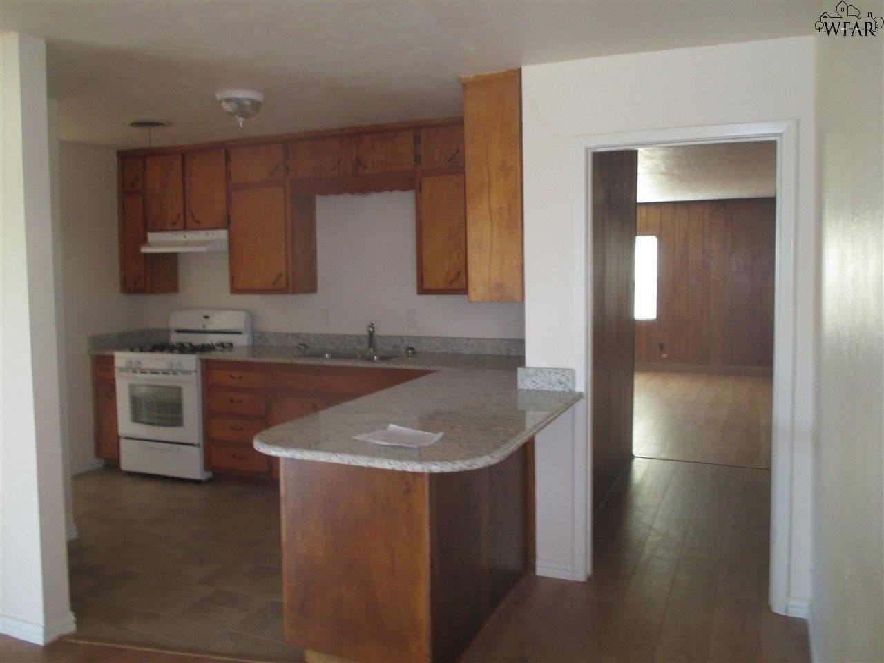 4106 Aspen St - Photo 5 of 13