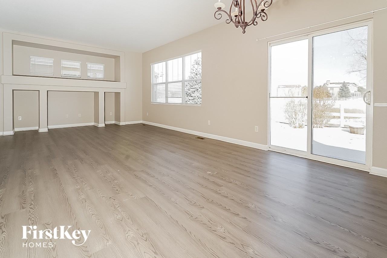 1336 S Duquesne Cir - Photo 4 of 15