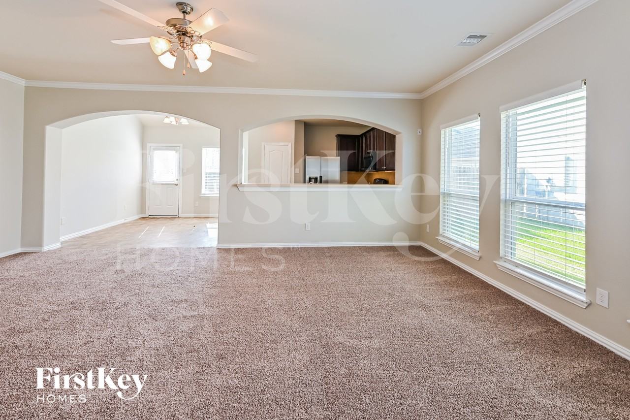 5113 Caldera Ct - Photo 3 of 16