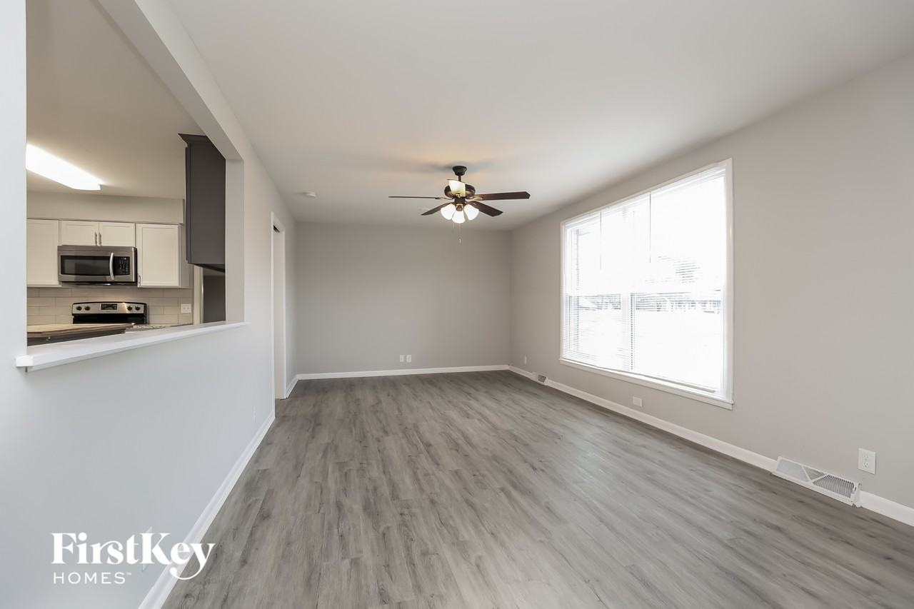 159 Wessington Pl - Photo 2 of 15