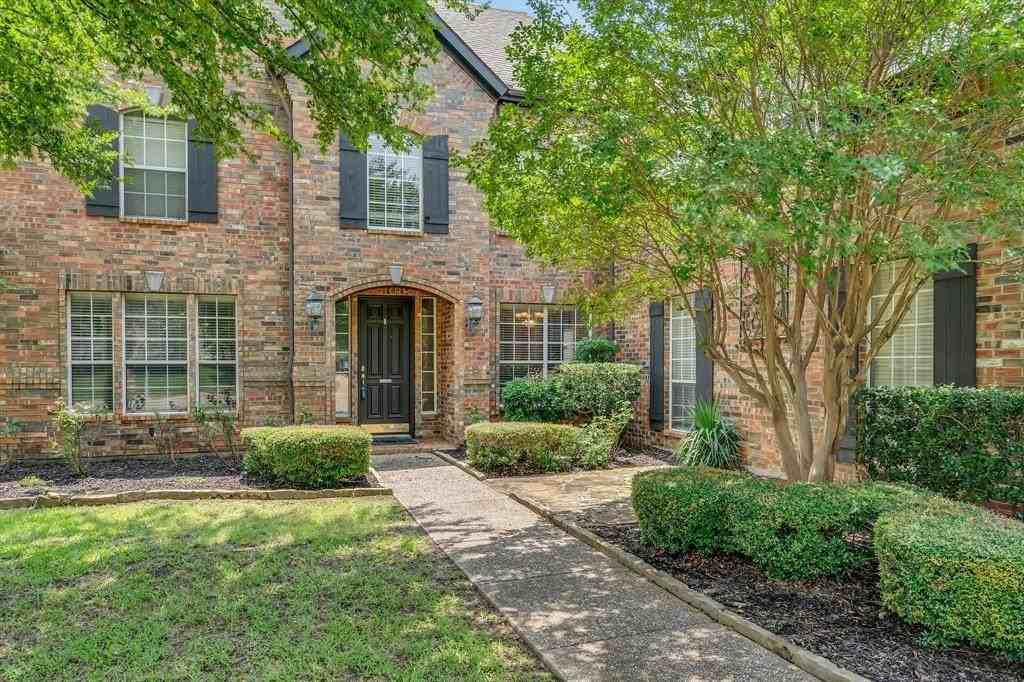 1341 Montgomery Ln - Photo 4 of 35